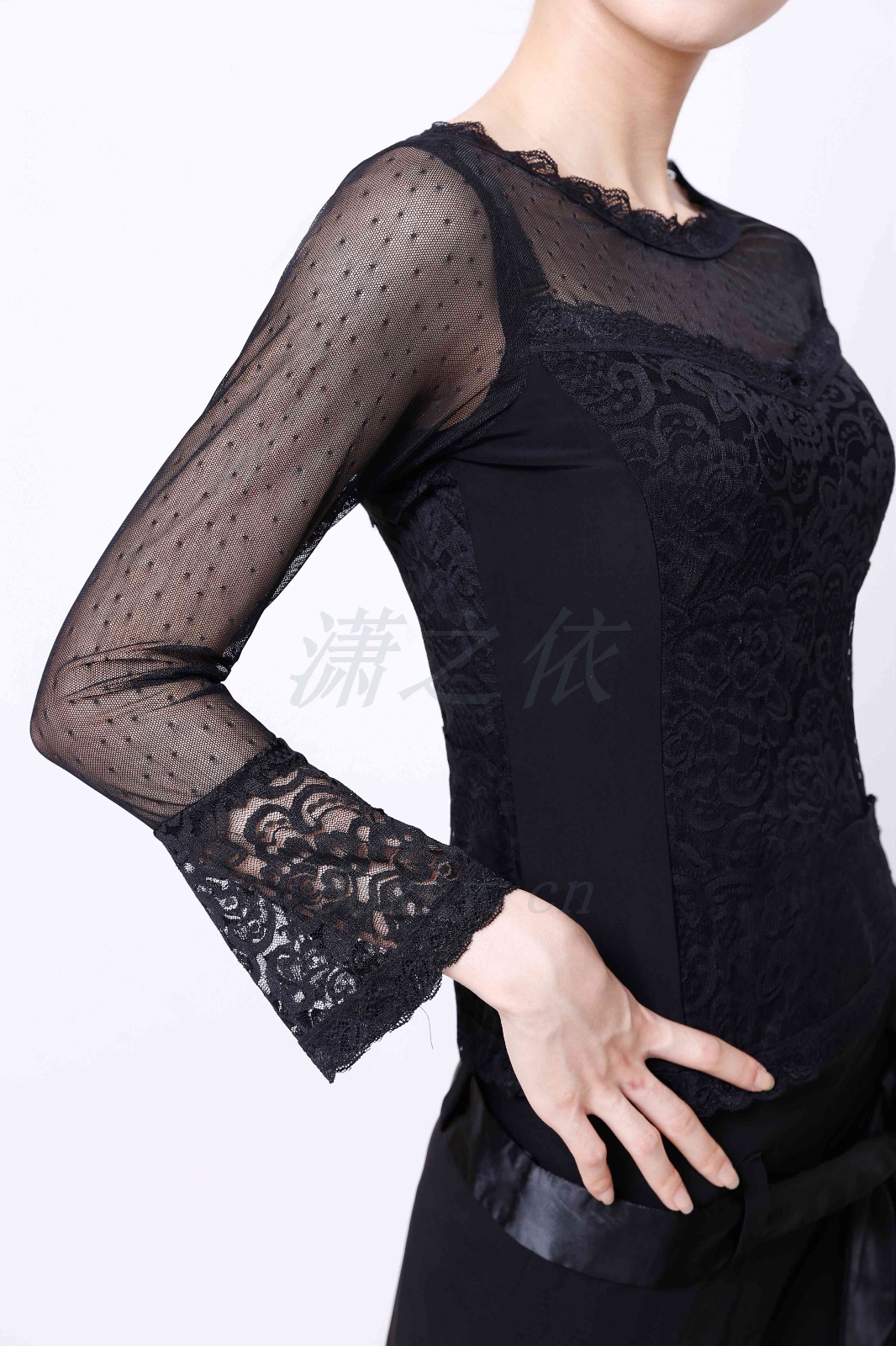 点击图片进入微店，图片可双指放大